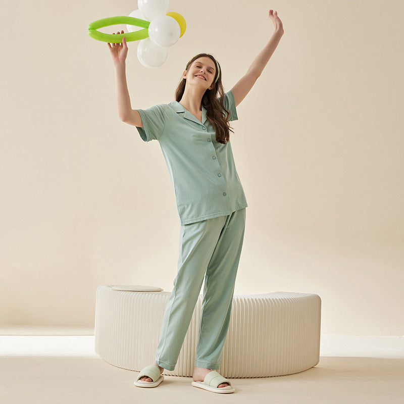 Pyjama couple en coton modal – Manches courtes et coloris uni.