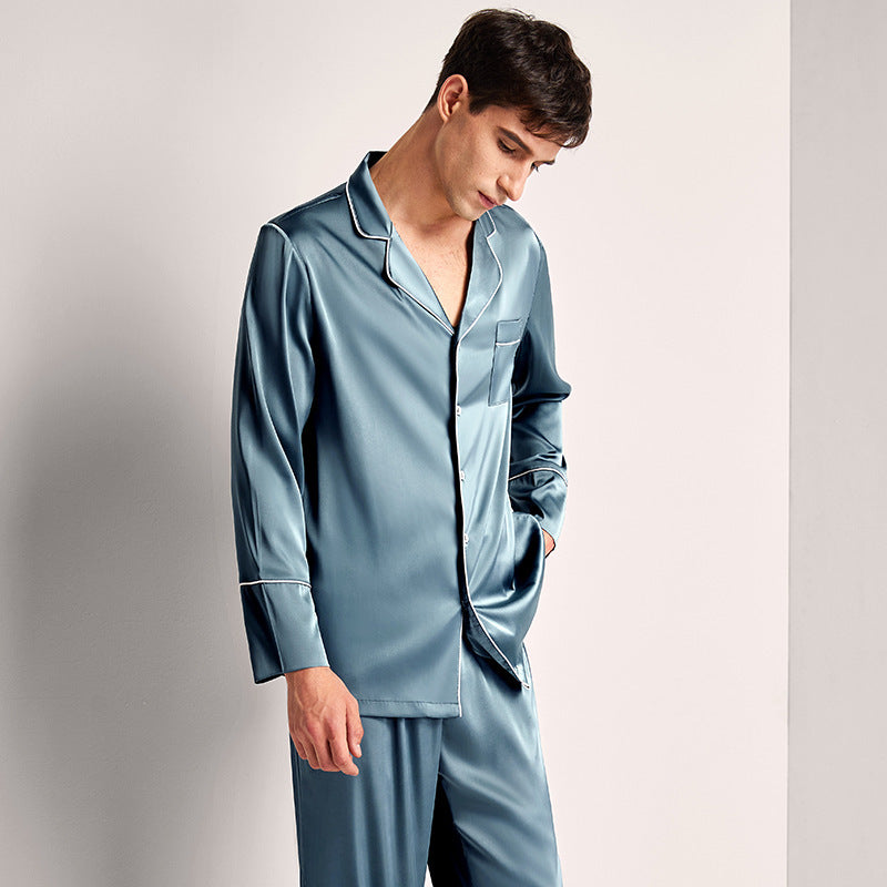 Pyjamas en soie pour couple