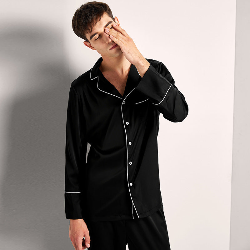 Pyjamas en soie pour couple