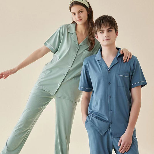 Pyjama couple en coton modal – Manches courtes et coloris uni.