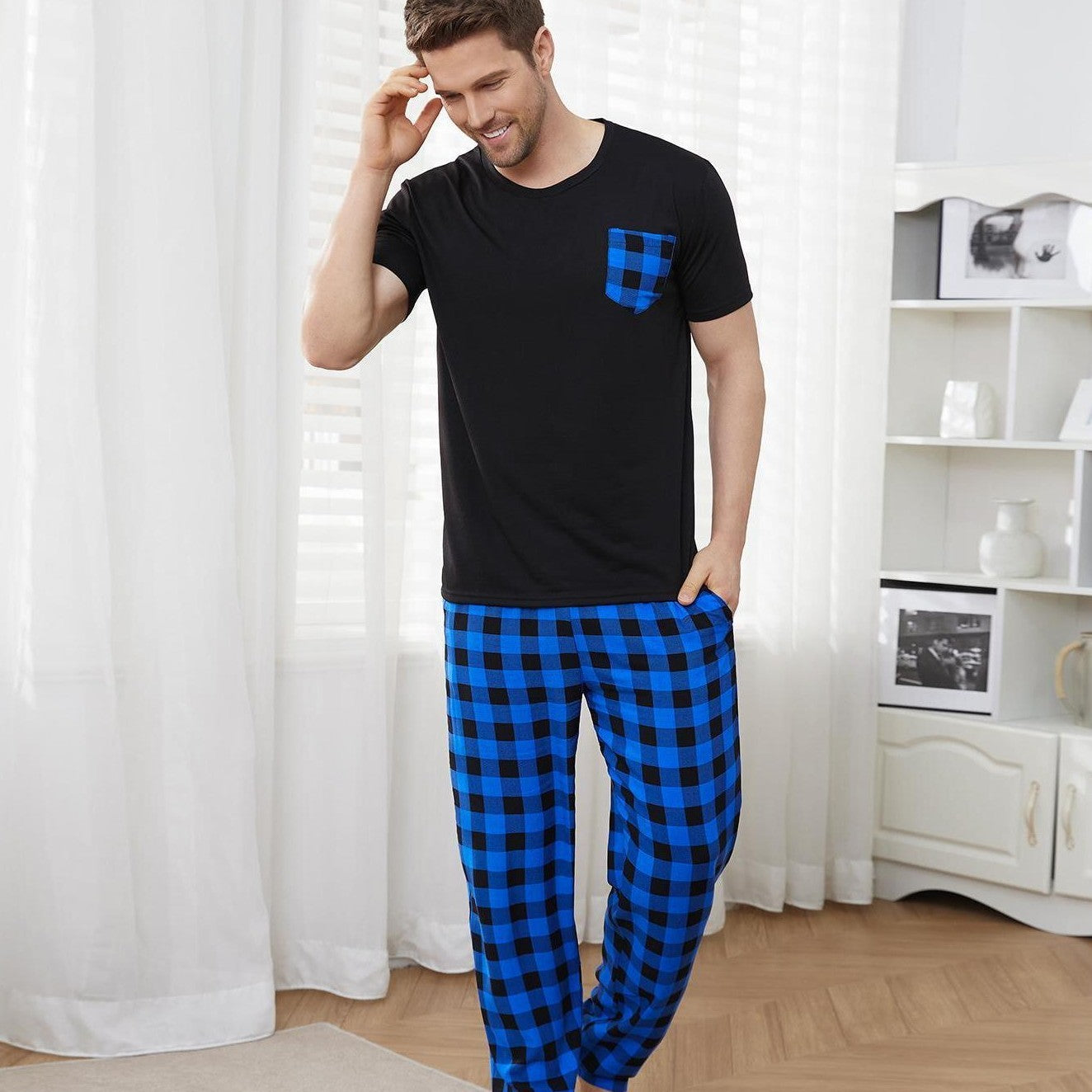 Ensemble Pyjama Homme - T-shirt à Manches Courtes et Pantalon Long.