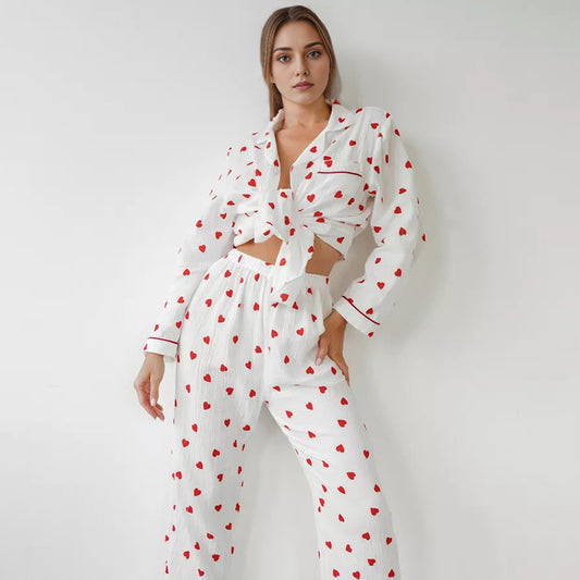 Pyjama en coton doux imprimé cœurs – Confort absolu
